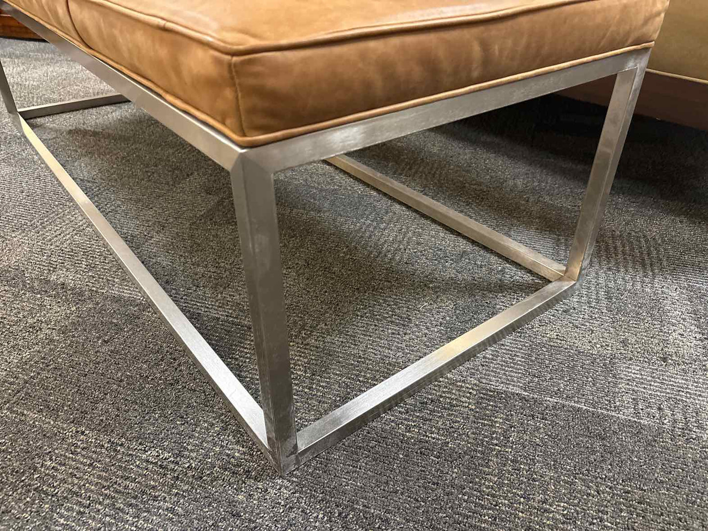 Distressed Hazlenut Leather Bench