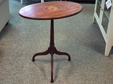 Federal Style Cherry Tilt Top Table