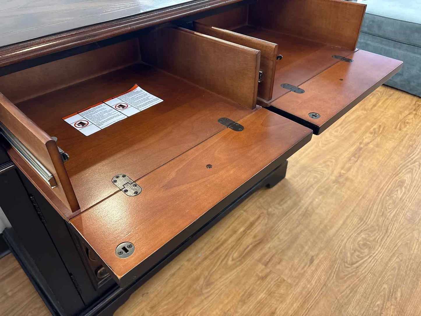 Hooker 'Grandover' Accent Chest