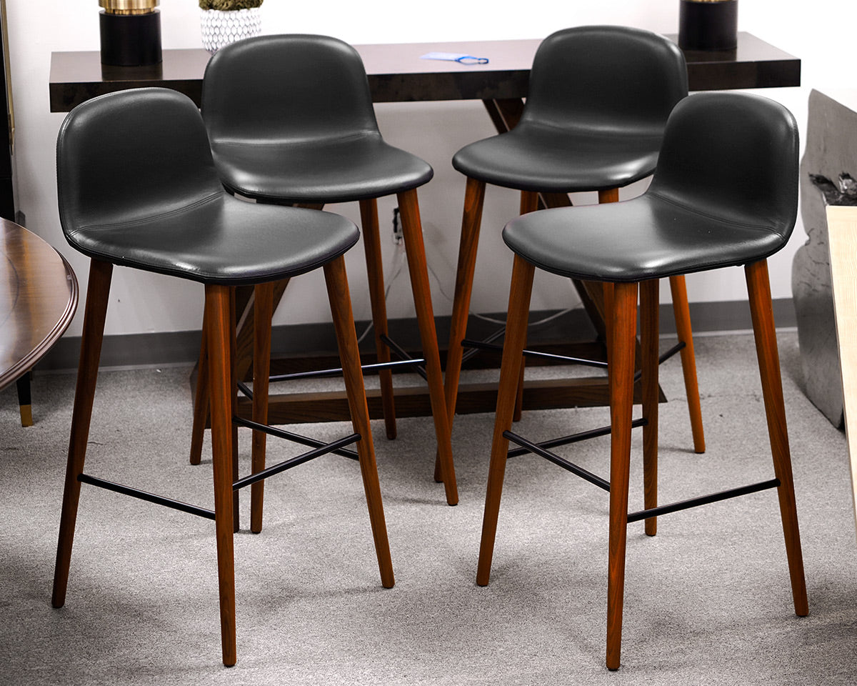 Set of 4 Jobs "Bacco" Bar Stools