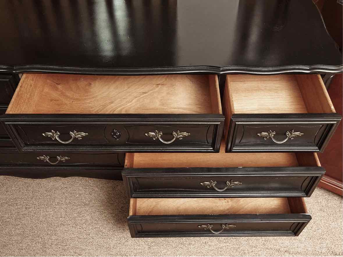 Dixie French Provincial Style Black Finish 7 Drawer Dresser
