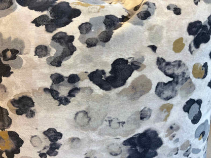 Romo 'Niumi' Velvet Accent Pillow
