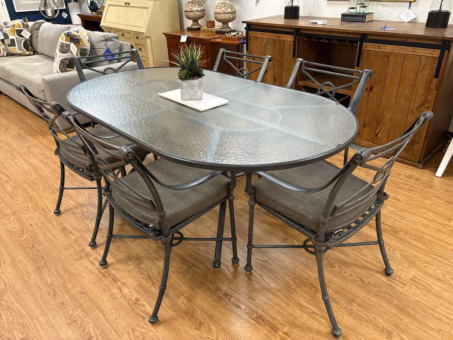 Woodard 'Delphi' Outdoor Dining Set w/ 6 Chairs