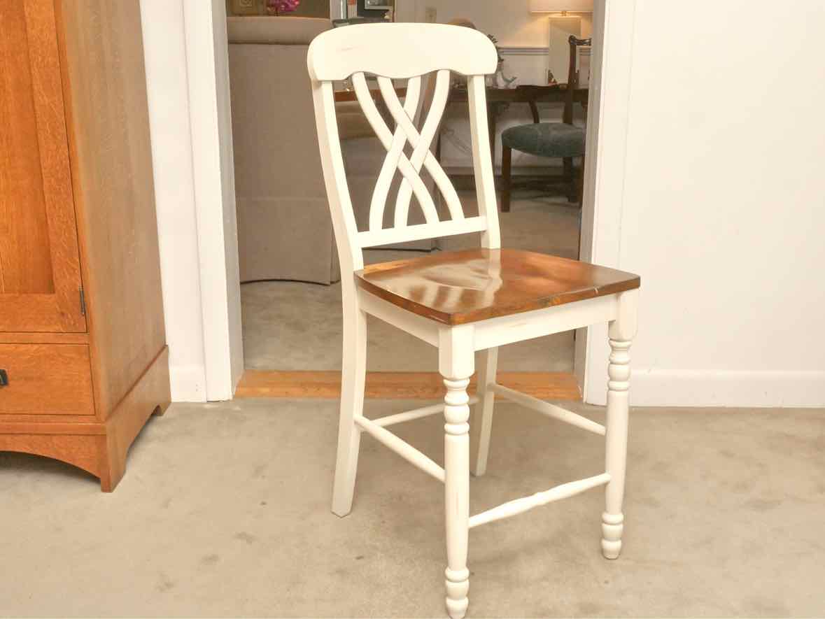 White Finish Espresso Finish Top Pub Height Table &  4 Chair Set