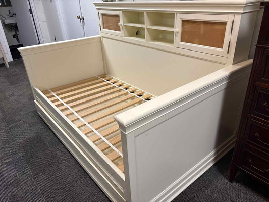 Pottery Barn Teen 'Display-It' Day Bed