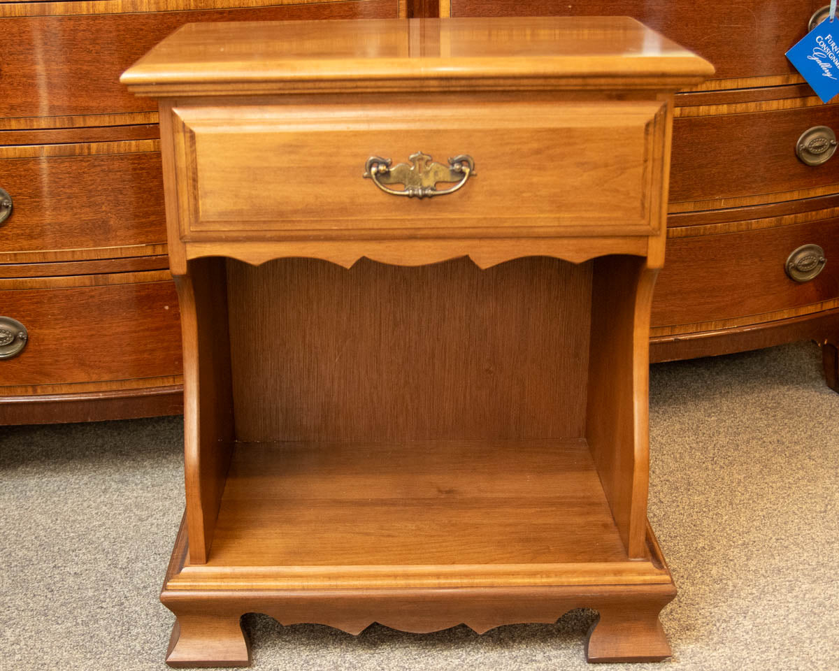 Pair of Ethan Allen Maple 1 Drawer Nightstand