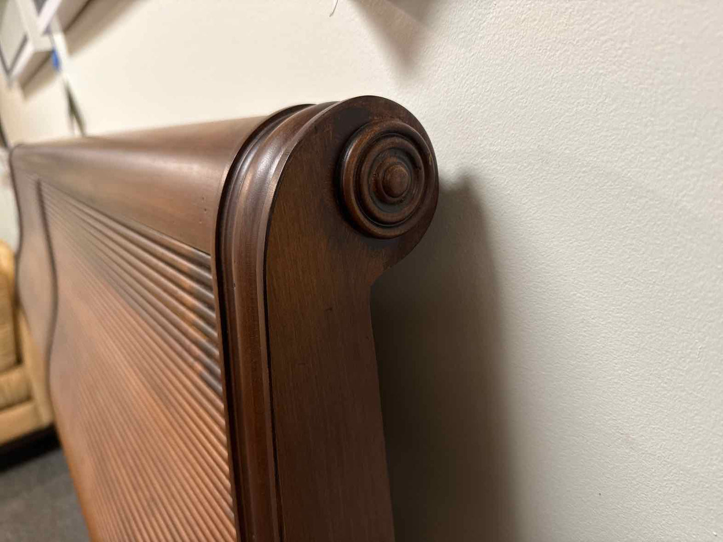 Ethan Allen British Classics 'Kingston' King Sleigh Bed