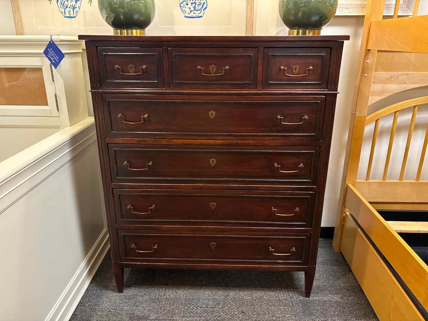 Henredon 'Acquisitions' 7-Drawer Chest