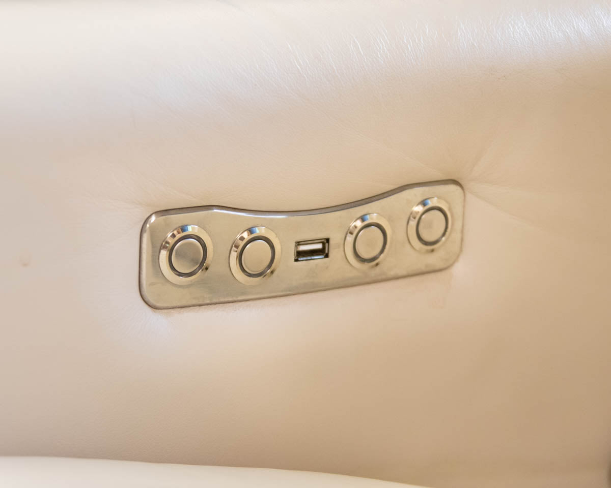 Italia Motion 2 Seat Recliner Sofa in Bisque Color Leather
