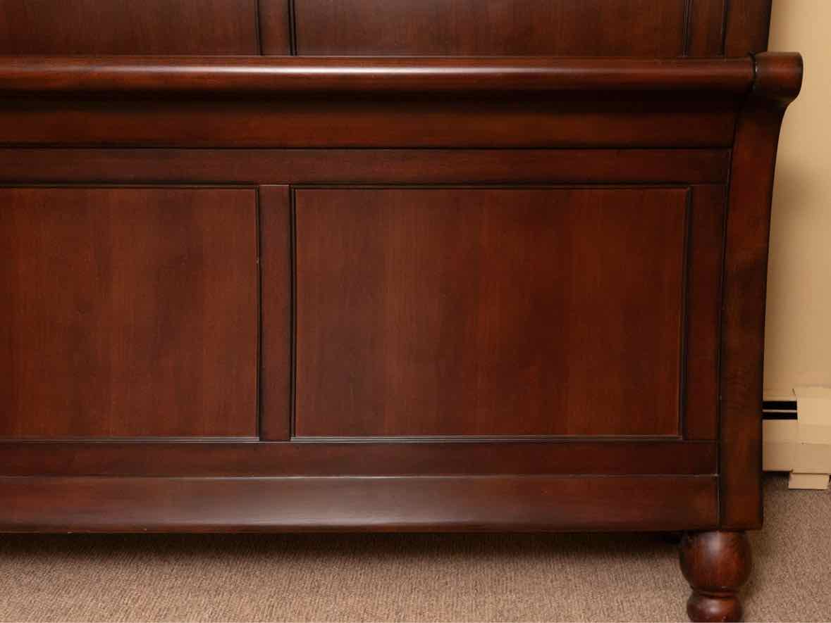 Aspen Home Cherry King Sleigh Bed
