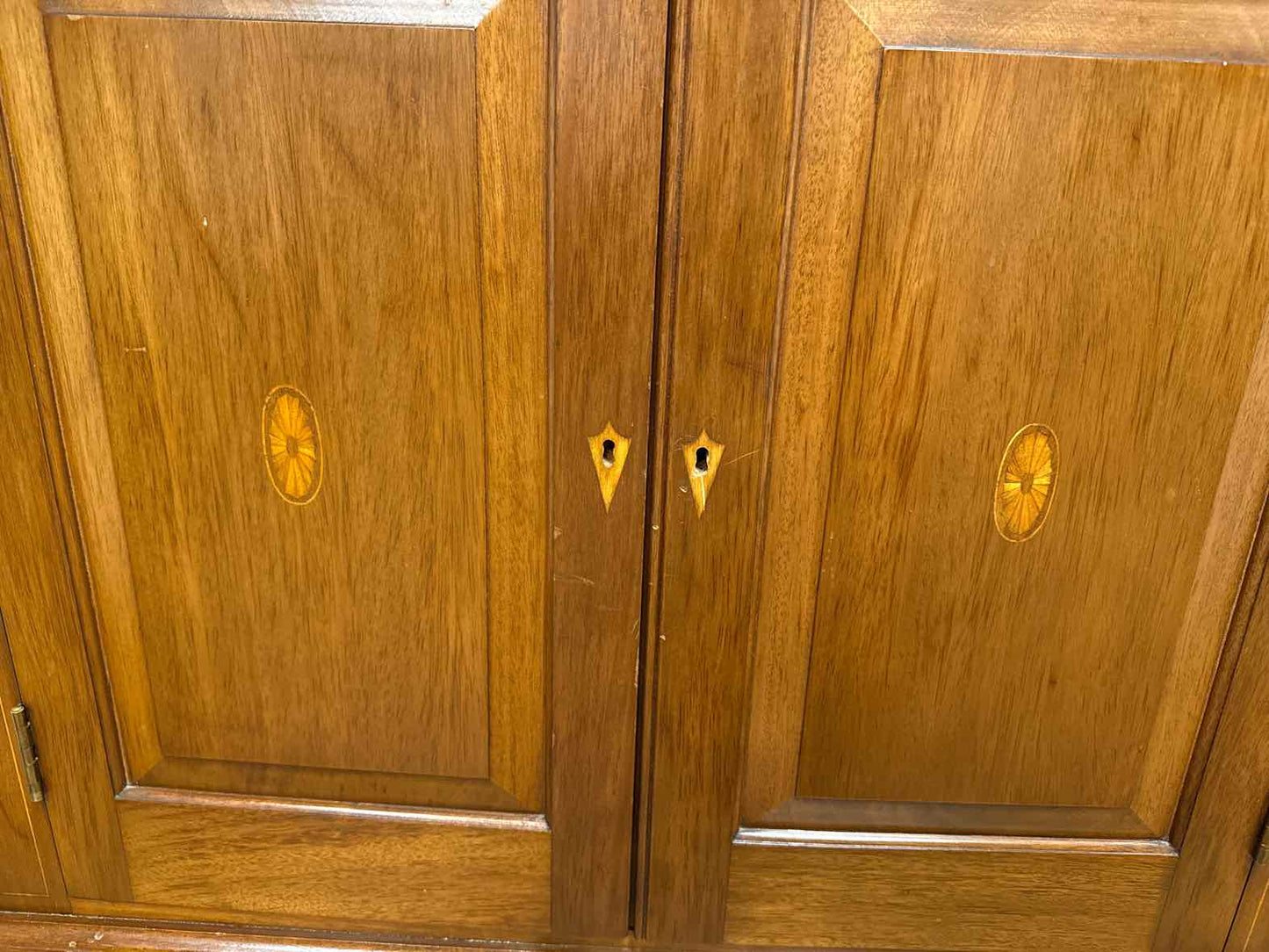 Chippendale Corner Cabinet