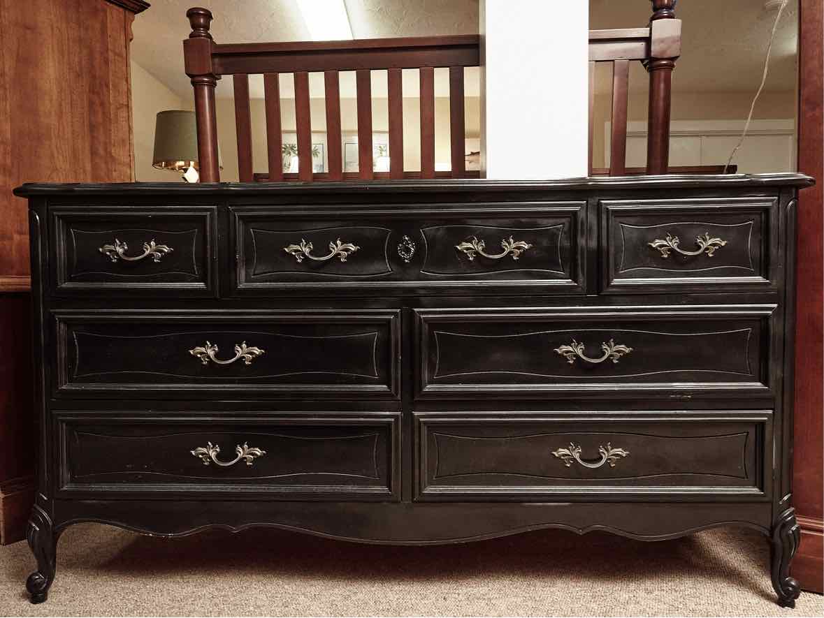Dixie French Provincial Style Black Finish 7 Drawer Dresser
