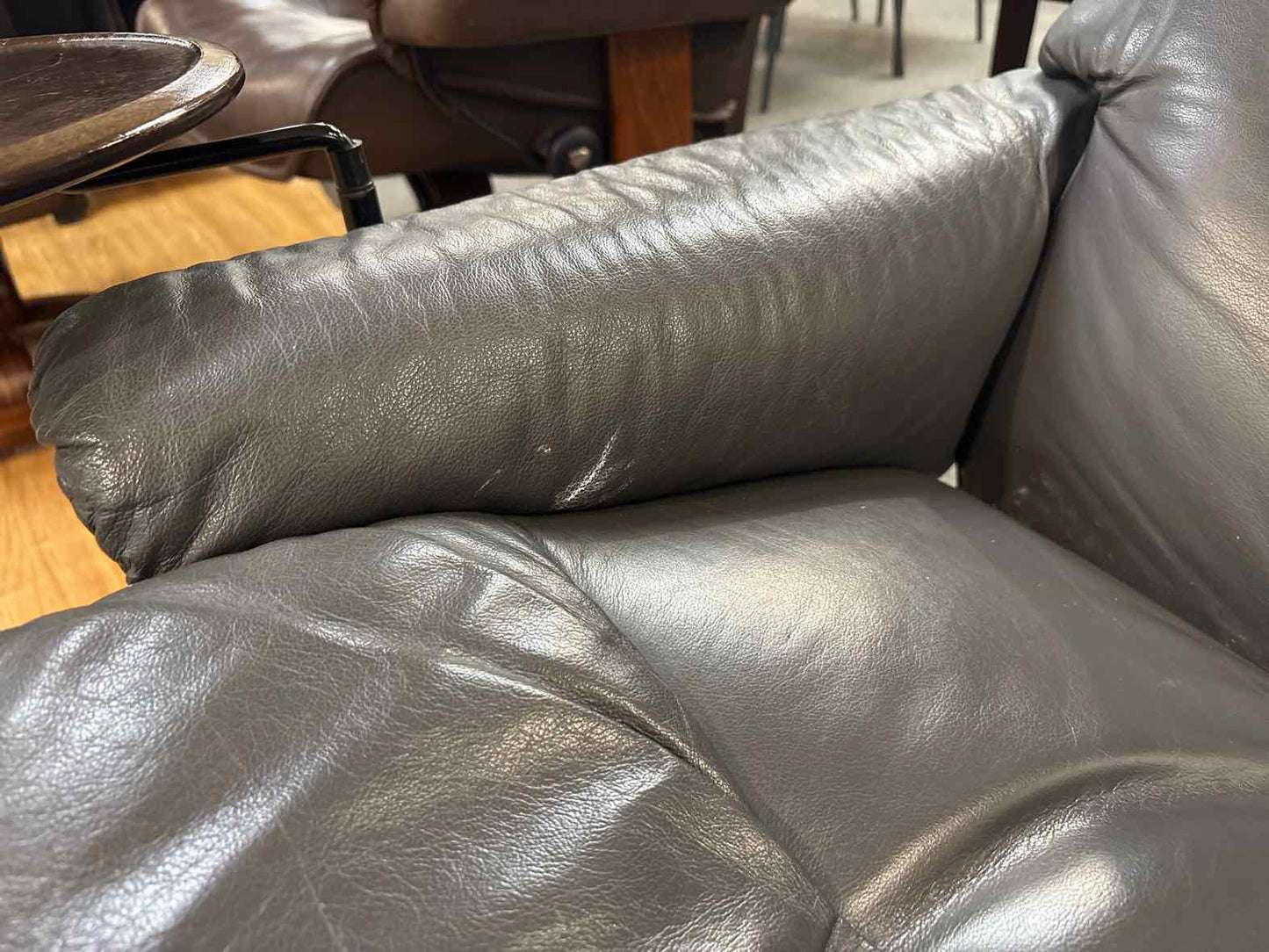 Stressless 'Sunrise' Recliner in Grey Leather