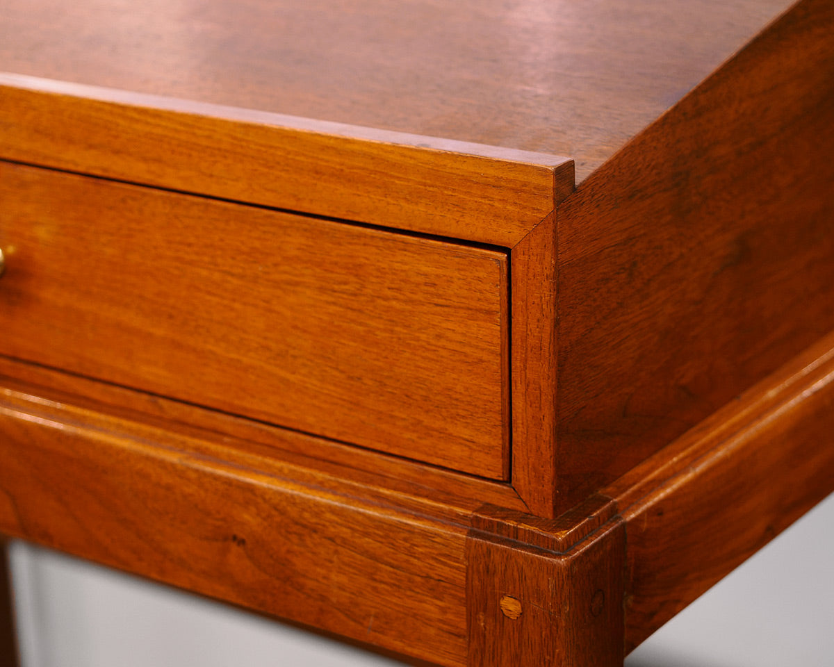 Standing Captains Desk