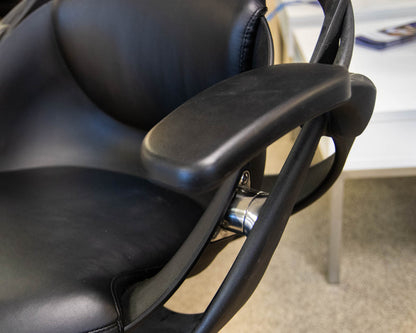 All33 'BackStrong' 360 Swivel Office Chair
