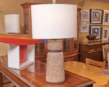 Roanoke& Dunbrook Chestnut Dark Coffee Finish Table Lamp